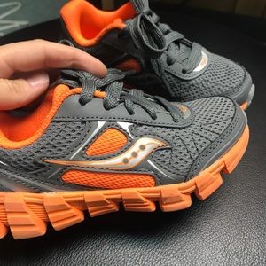 Boys size 10.5 Saucony, VERY gently used.